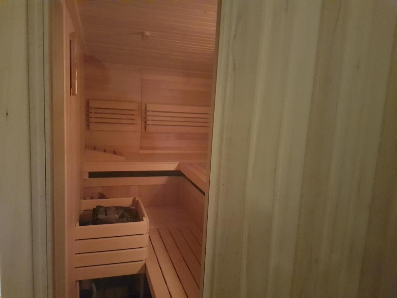 Apartments Fazarinc S Parkiriscem Целие Екстериор снимка
